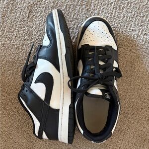 Nike Black and White Men's Sneakers